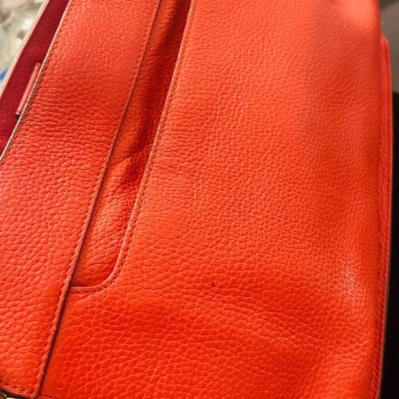 MCM Red Leather Shoulder Bag with Gold Chain - Picture 2 of 4